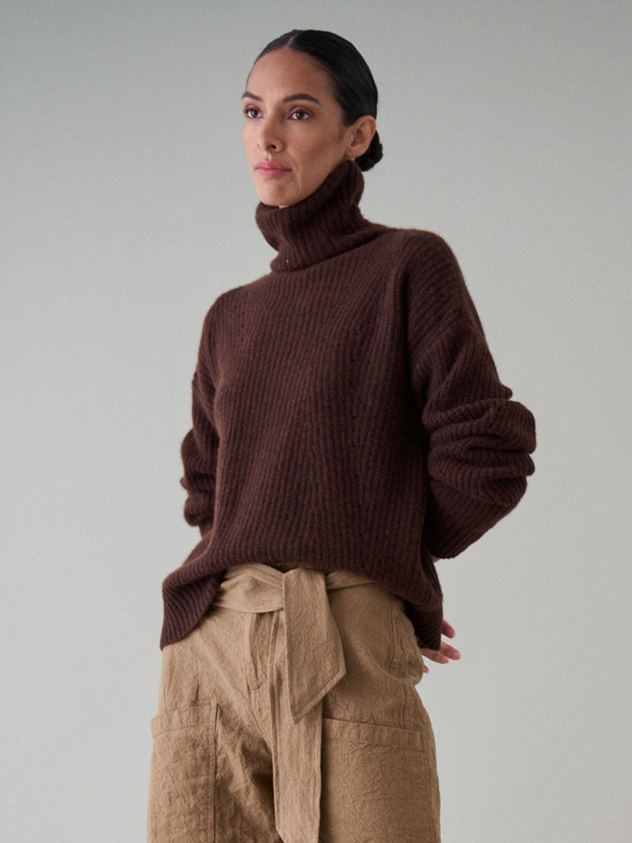 Nicole Turtleneck in Wool Cashmere - Americano – Pharaoh Collection