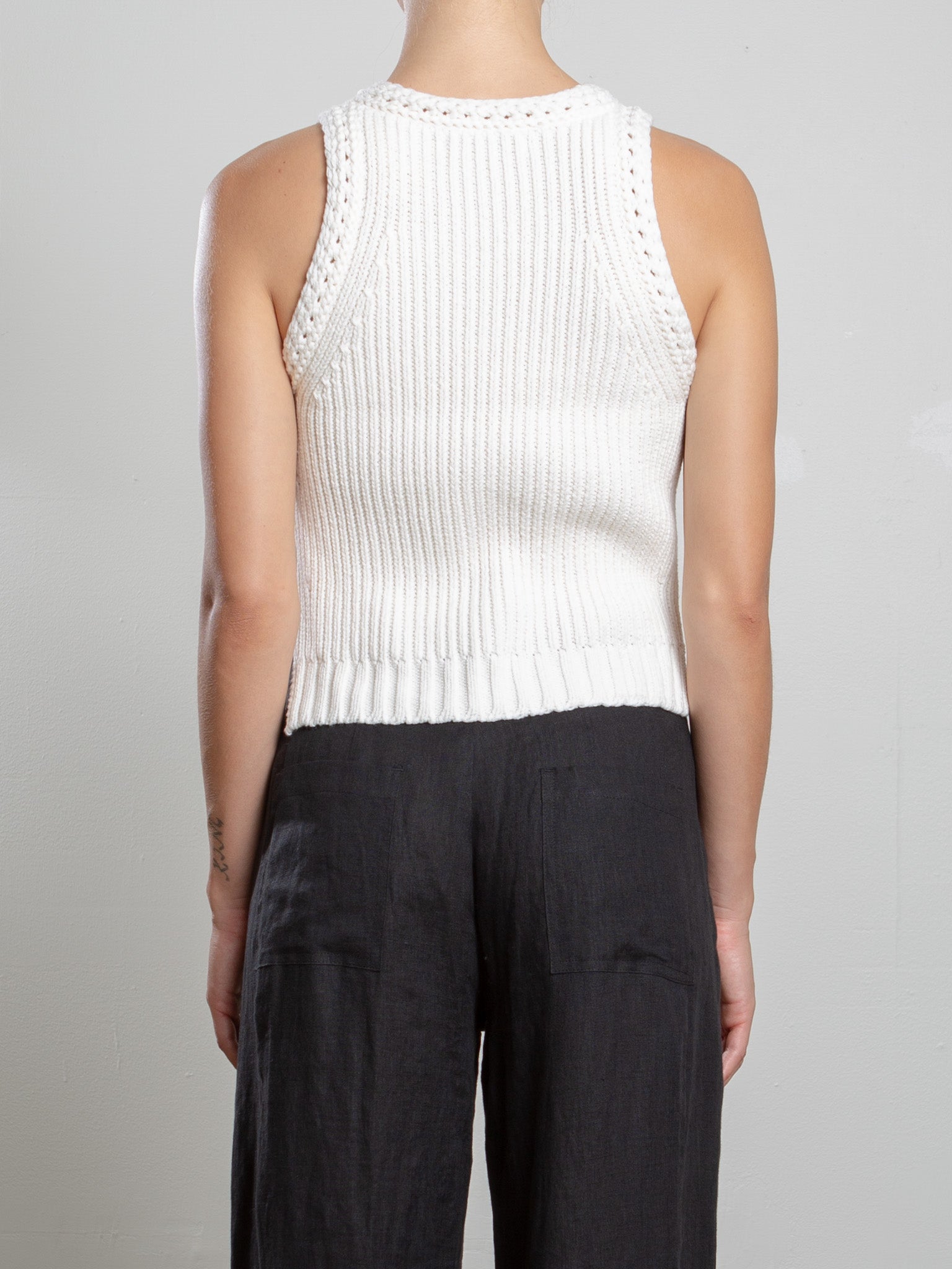 リミフゥ　20/-C Plain Stitch Chest Slit Tank XCVI Kirkley Gauze/Jersey V-Neck Tank